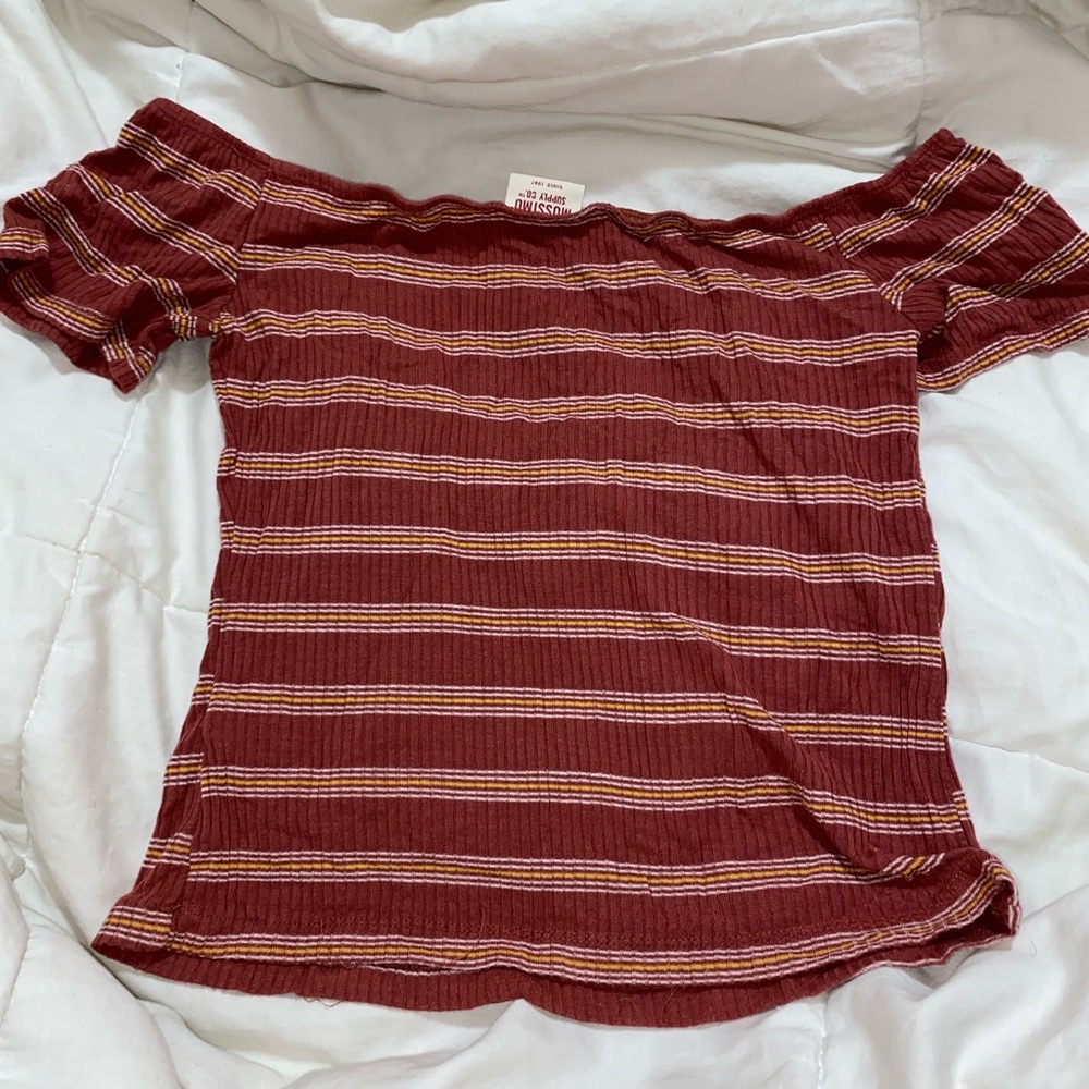 Off the Shoulder Tank - Picture 3 of 3